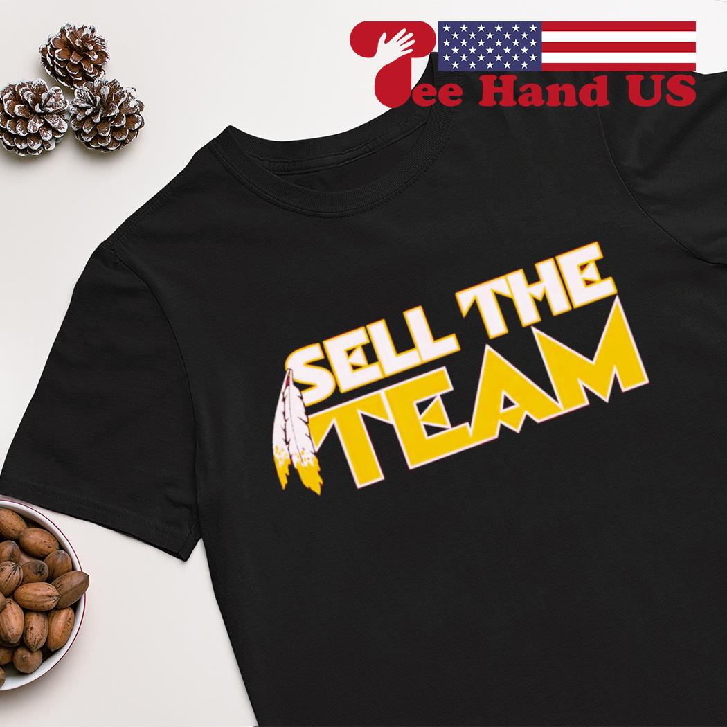 Washington Commanders sell the team shirt