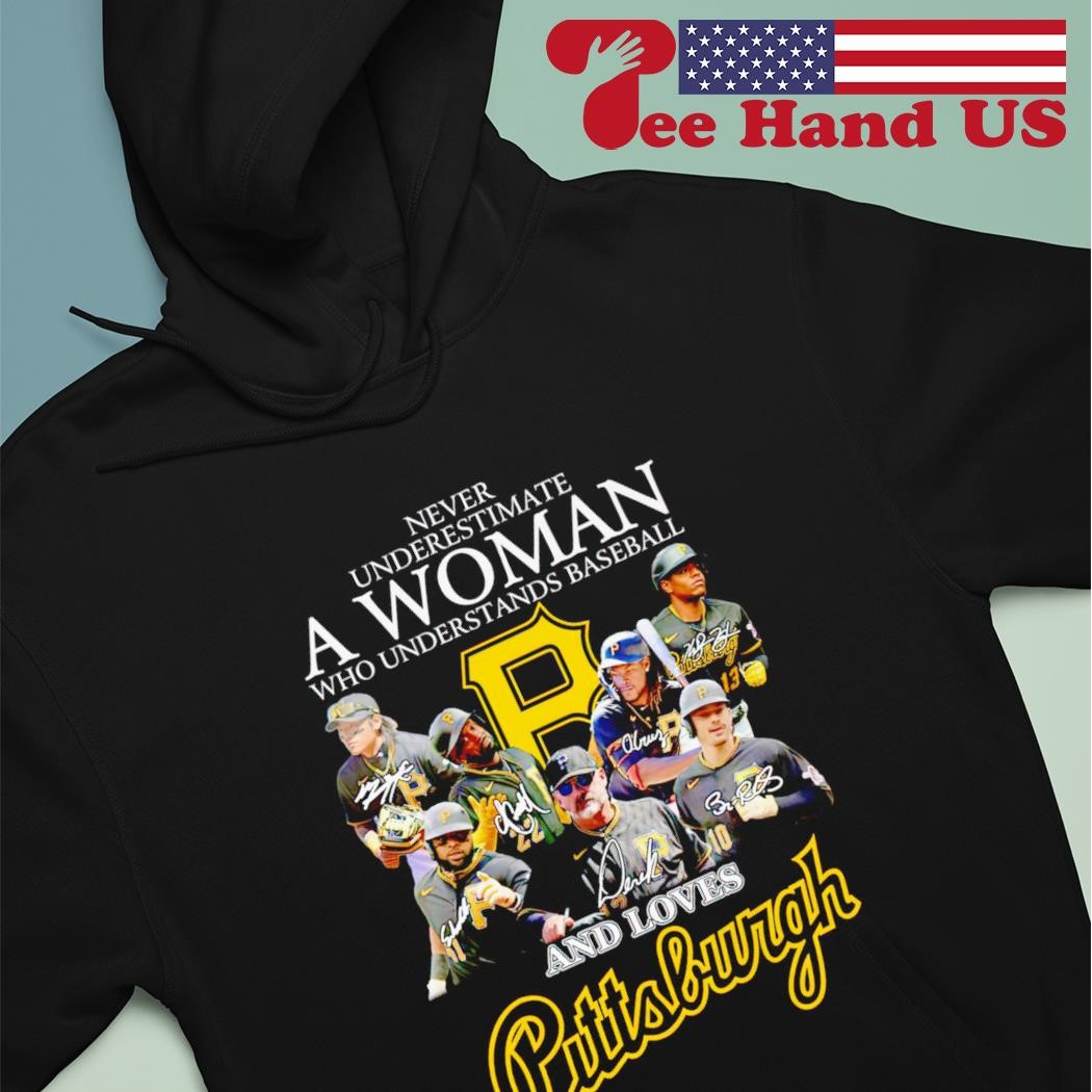 Funny never underestimate a woman who understands baseball and loves Milwaukee  Brewers signatures shirt, hoodie, sweater, long sleeve and tank top