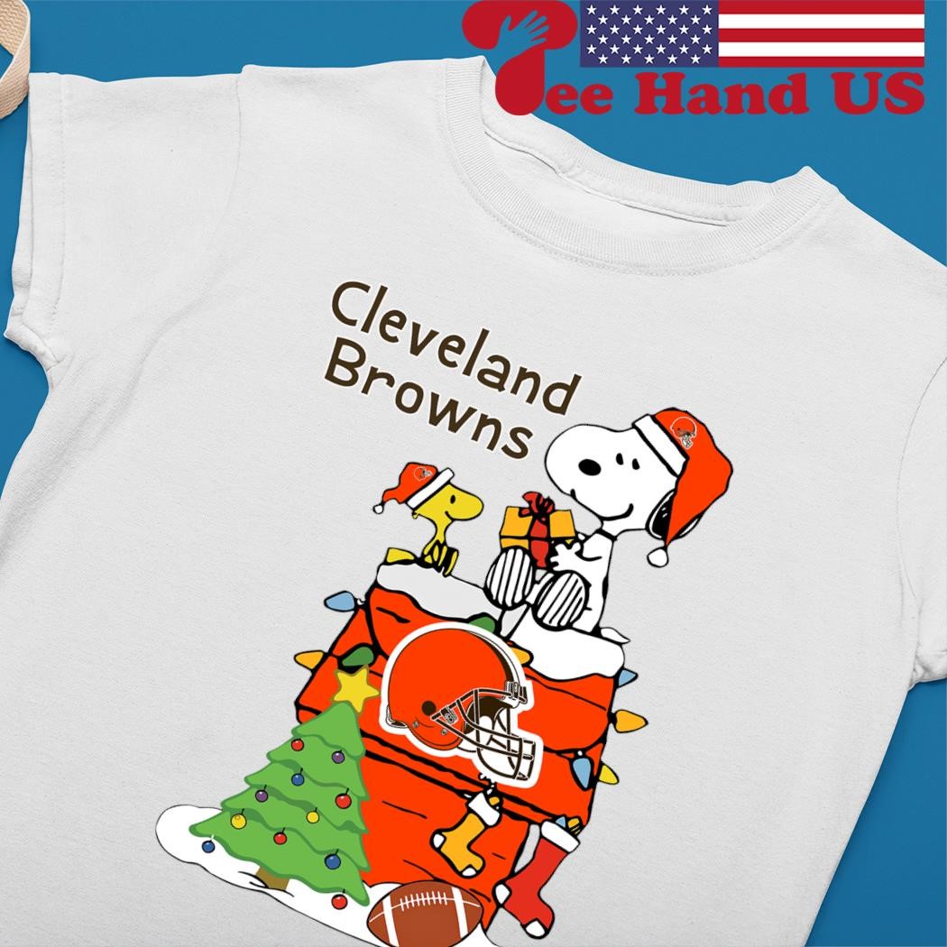 Snoopy And Friends Cleveland Browns Merry Christmas sweatshirt