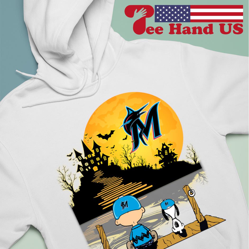 Official Peanuts Time For Halloween And The Love For Milwaukee Brewers Logo  2023 Shirt, hoodie, longsleeve, sweatshirt, v-neck tee