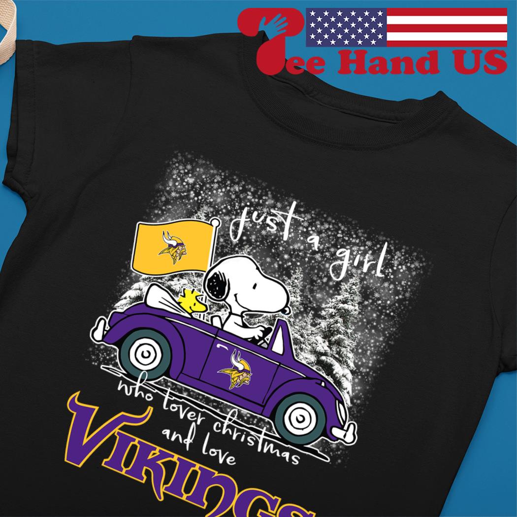 Snoopy I Love The Minnesota Vikings Christmas Shirt