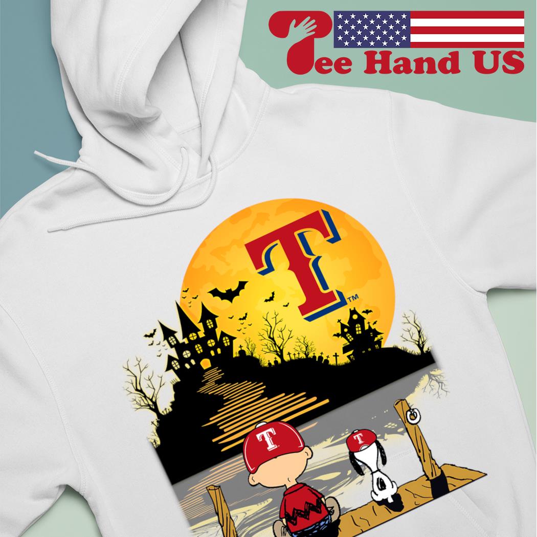 Snoopy and Charlie Brown playing baseball Texas Rangers shirt