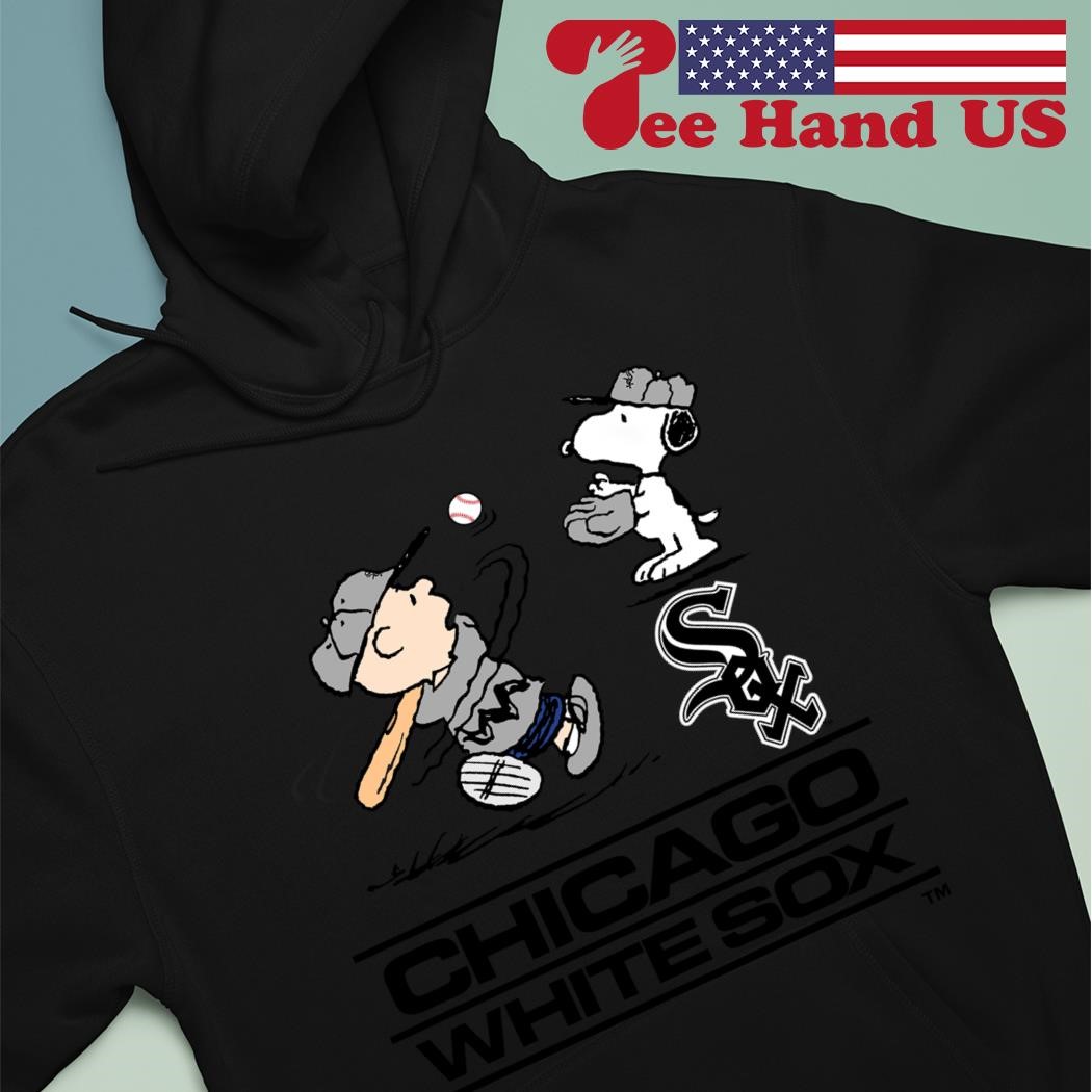 Peanuts Charlie Brown And Snoopy Playing Baseball Chicago White Sox T-Shirt  - TeeNavi