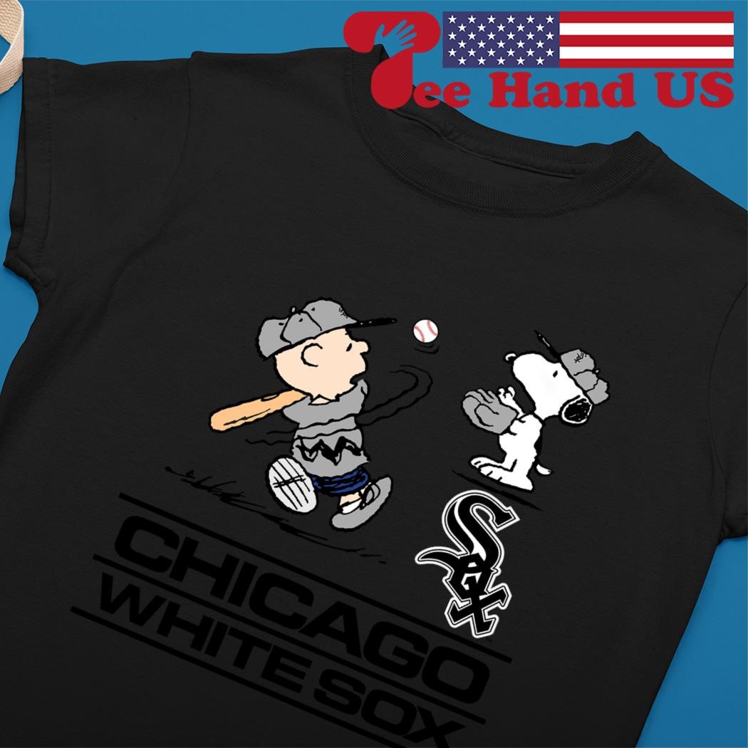 Peanuts Charlie Brown And Snoopy Playing Baseball Chicago White Sox T-Shirt  - TeeNavi