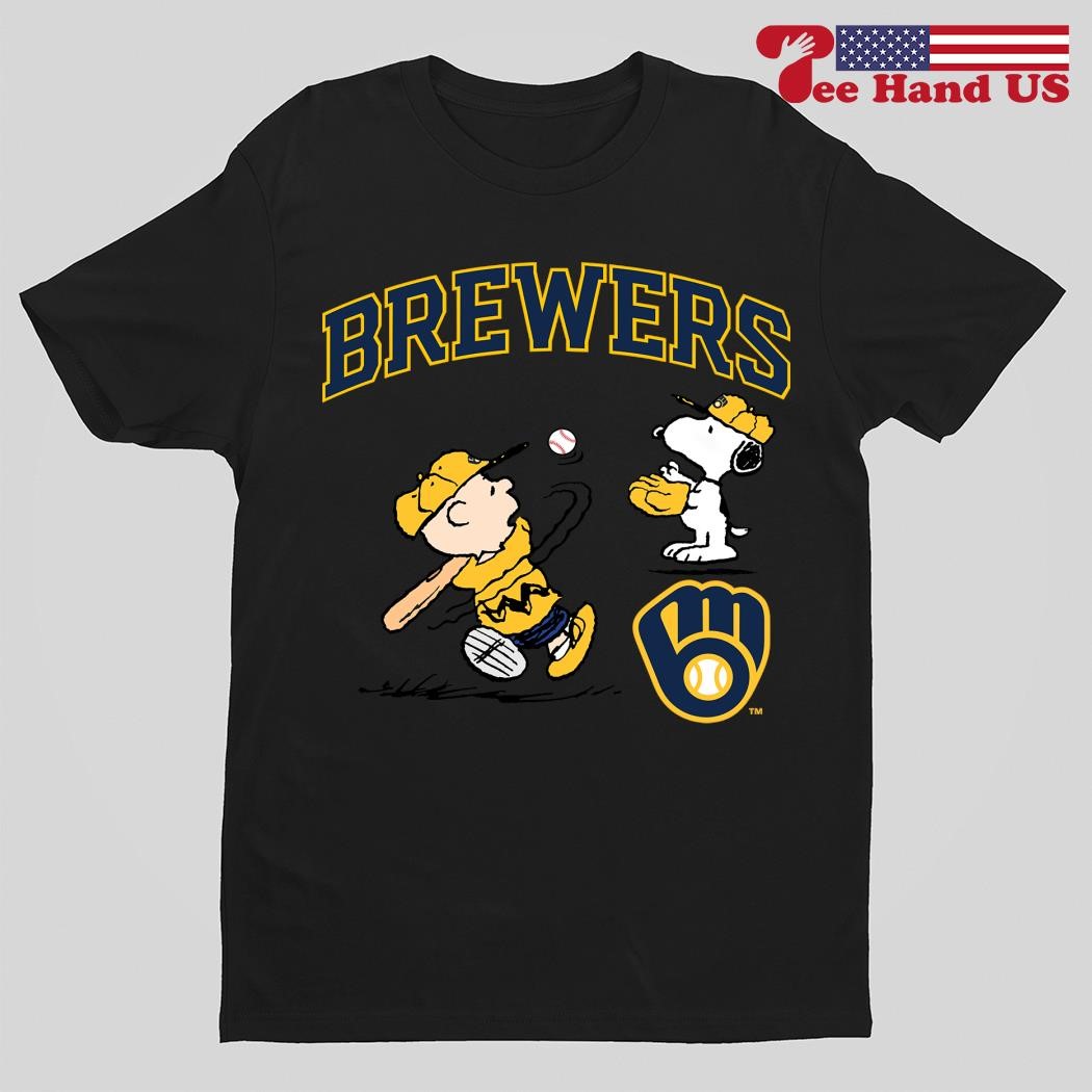 Peanuts Charlie Brown And Snoopy Playing Baseball Milwaukee Brewers Shirt