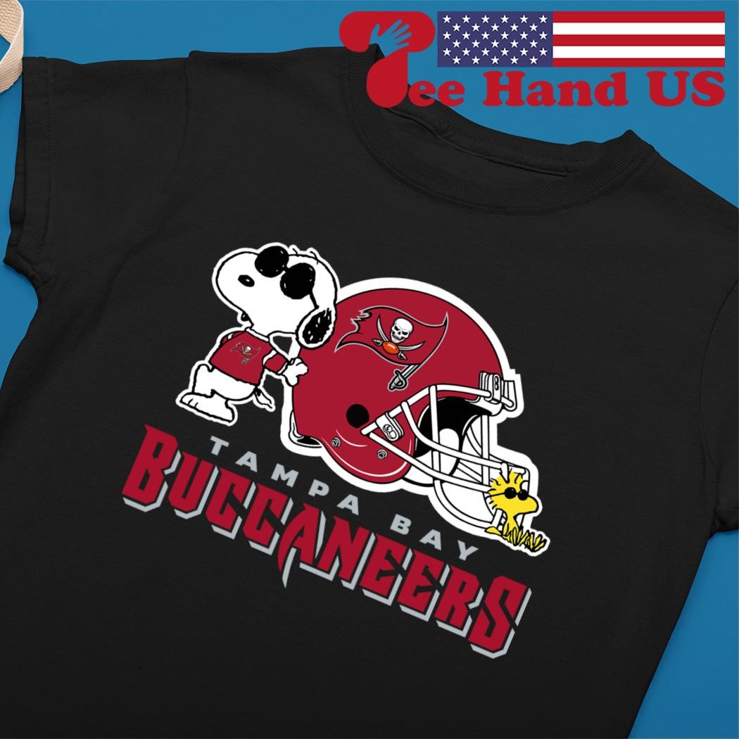 Tampa Bay Buccaneers Snoopy And Woodstock shirt,sweater, hoodie, sweater,  long sleeve and tank top